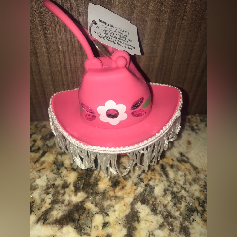 Bath  Body Works  Cowgirl Hat Pocket Bac Sanitizer Holder New